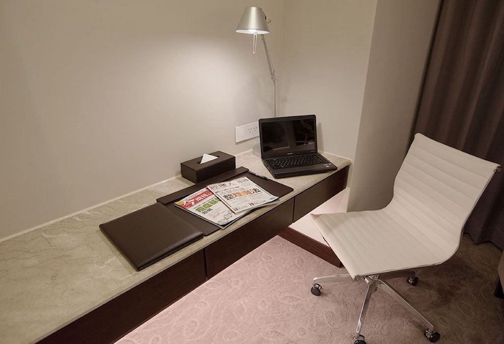 Best Hotel 58/63
