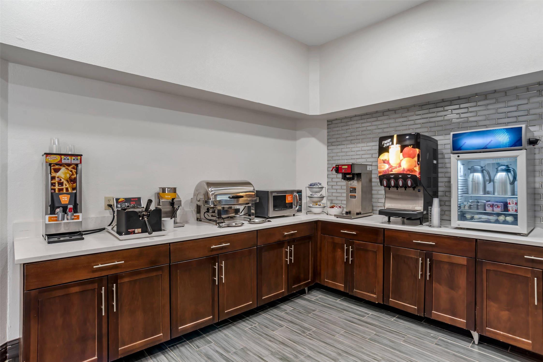Comfort Suites Hattiesburg near University 30/36