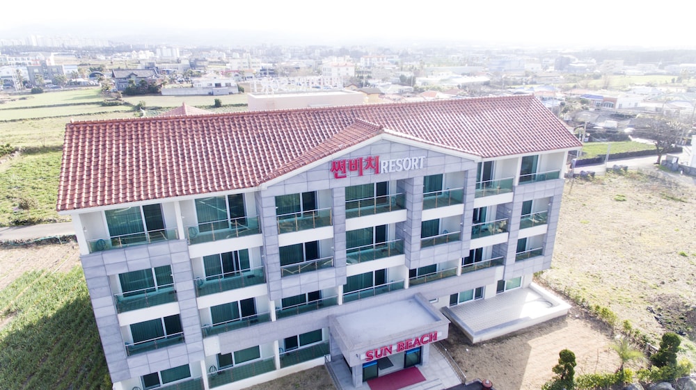 Sunbeach Resort 6/40