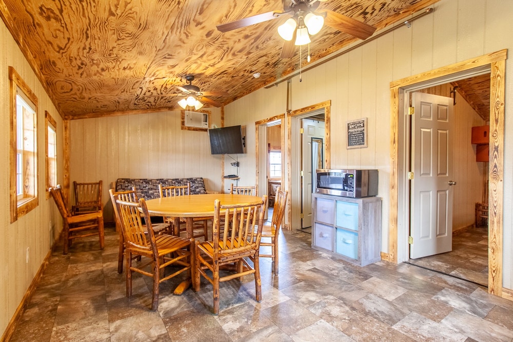 Ozark Village Resort 49/67