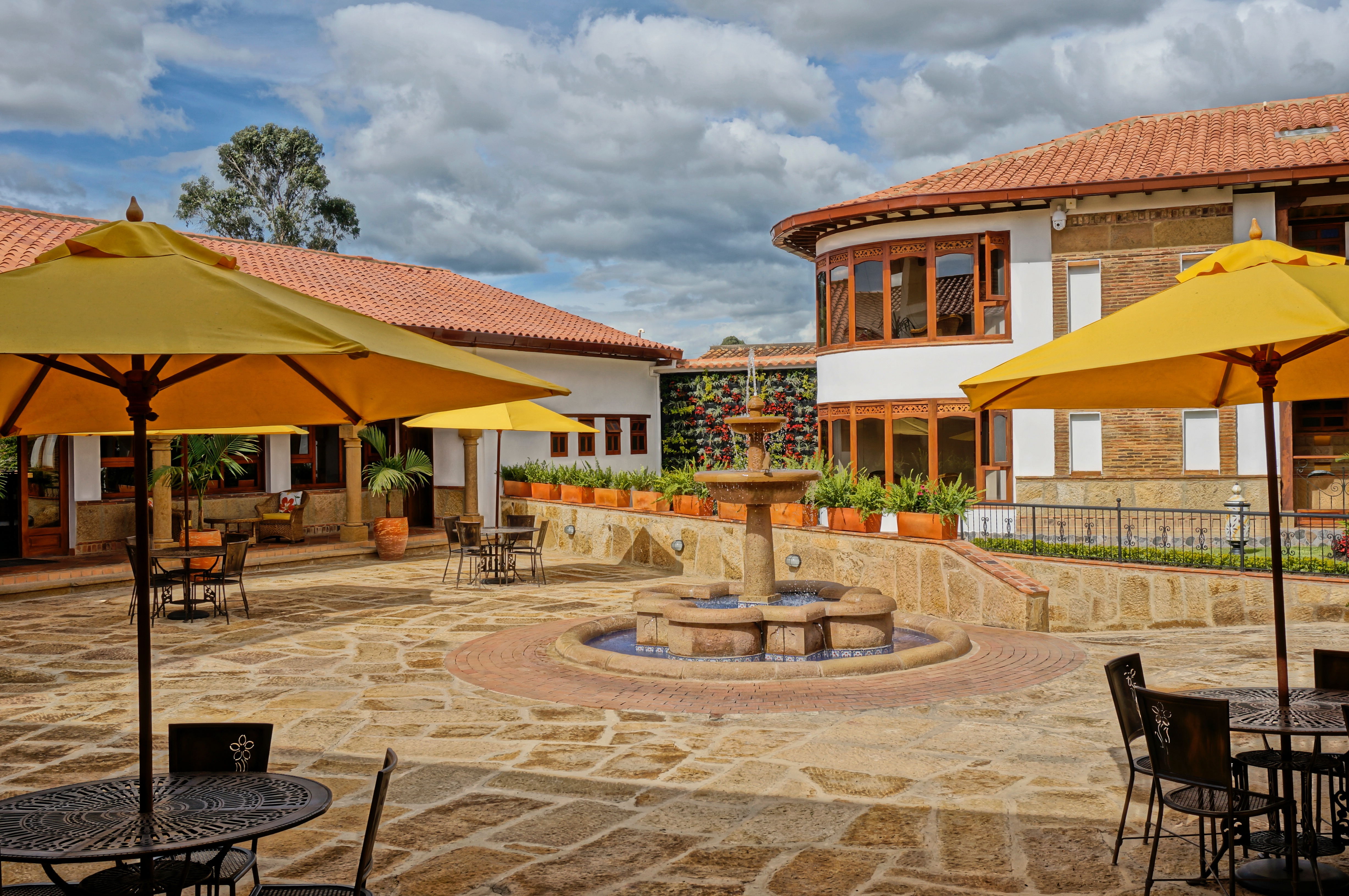 Hotel Campanario de la Villa 16/22