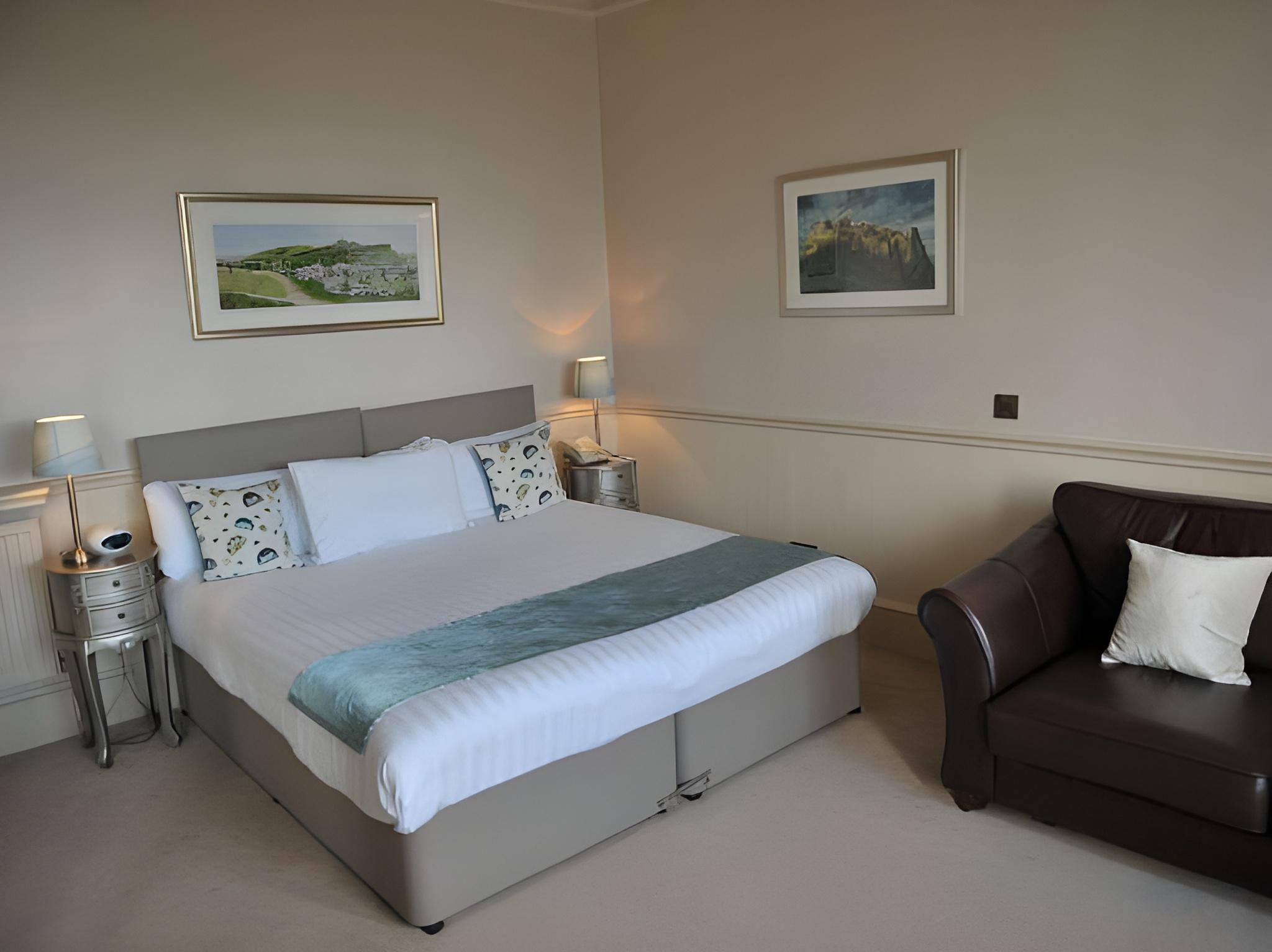Double Bed, Sofa