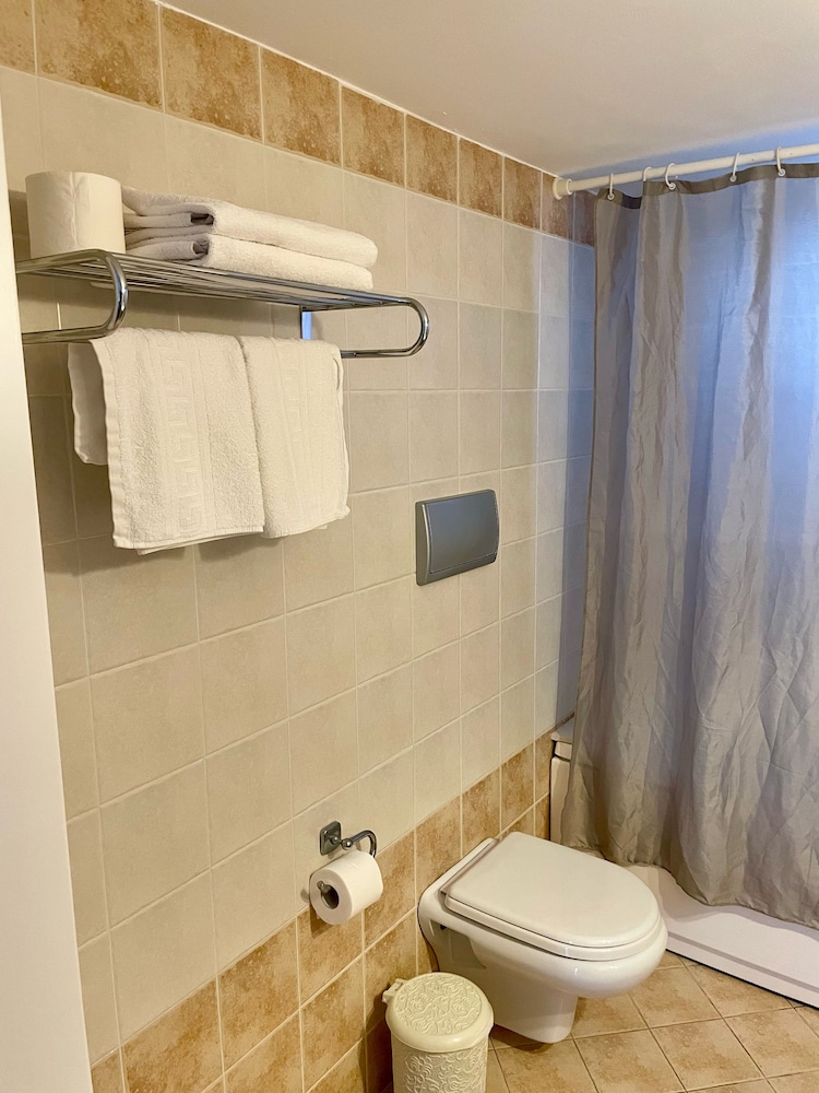 Amazones Village Suites 49/50