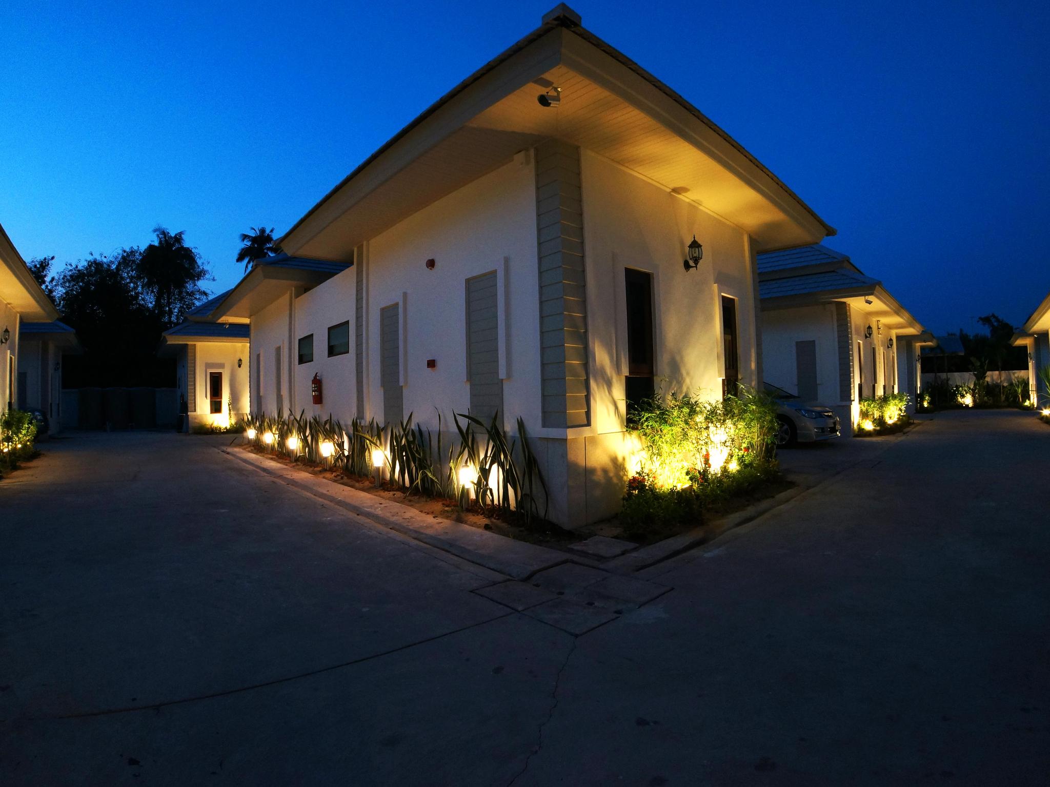 The Sixnature Resort Bangsaen 9/56