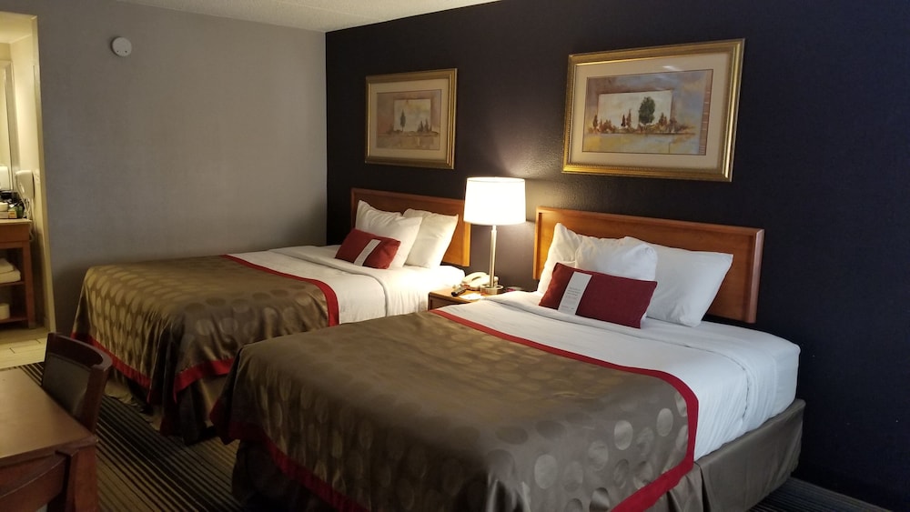 Travelodge by Wyndham Pueblo 12/25