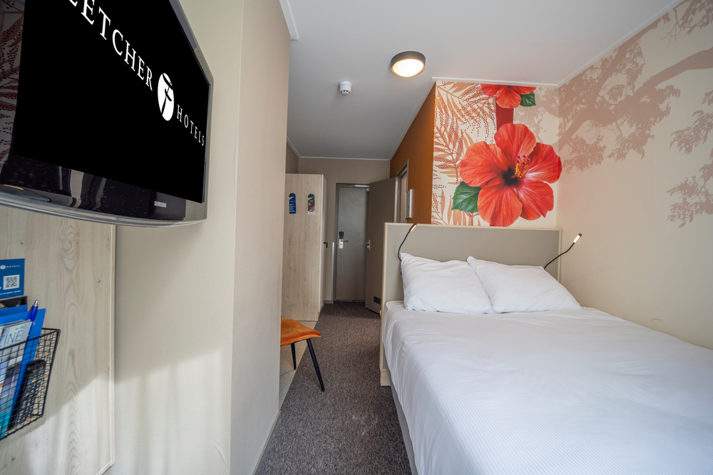 Room, Single
