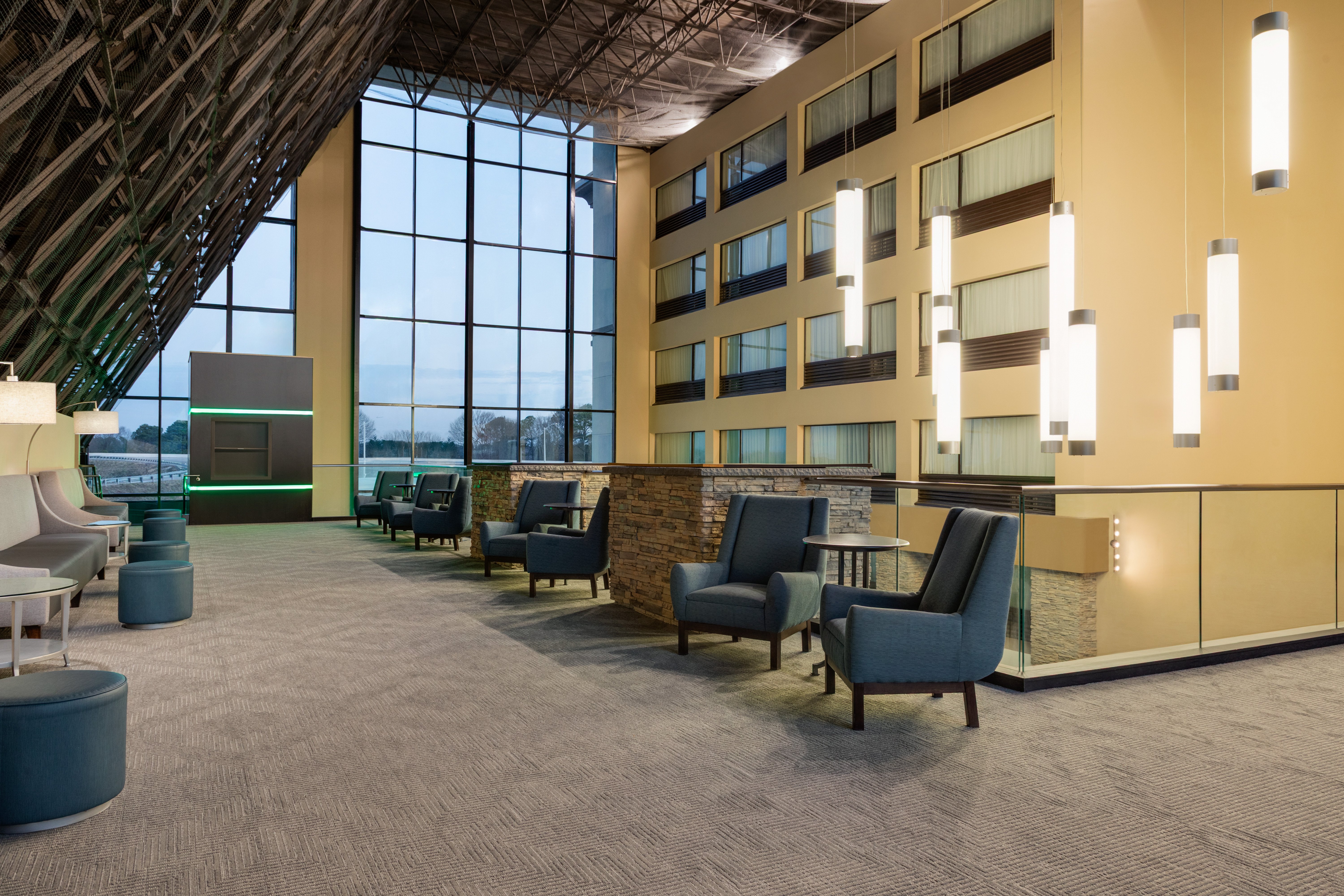 Holiday Inn Virginia Beach - Norfolk 32/63