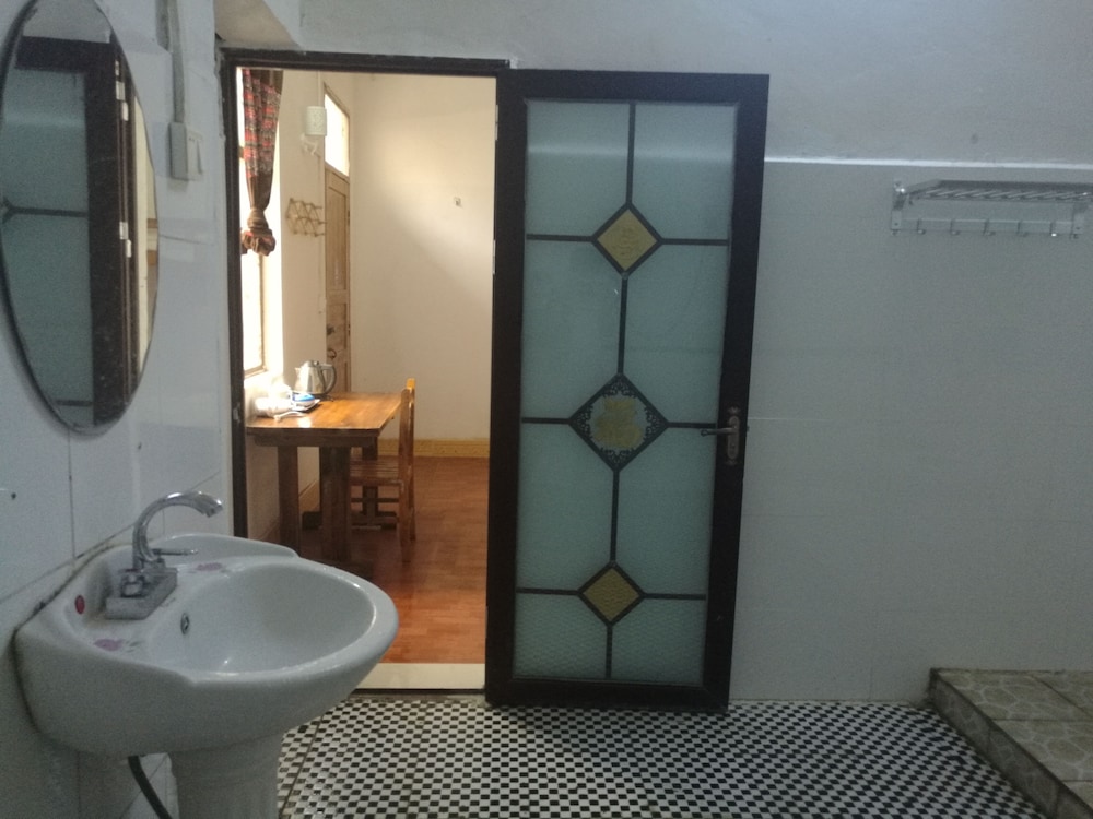 Yang Shuo Loong Old House 26/28