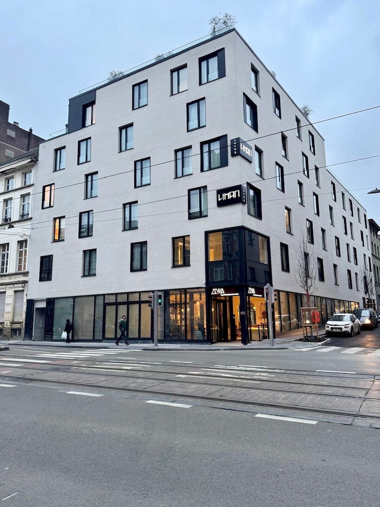 The Liman Hotel 44/50