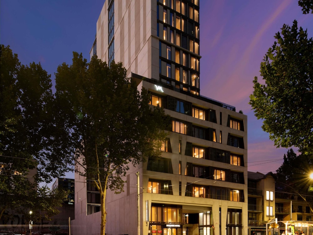 Mercure Melbourne La Trobe Street 2/51