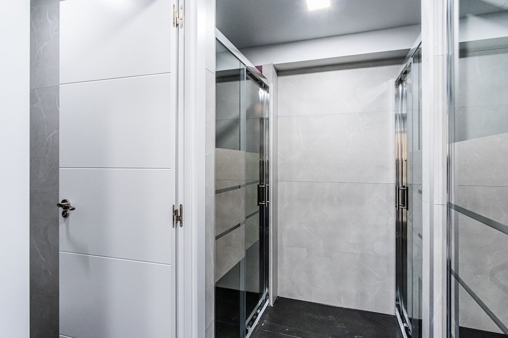 Open Hostel 27/36
