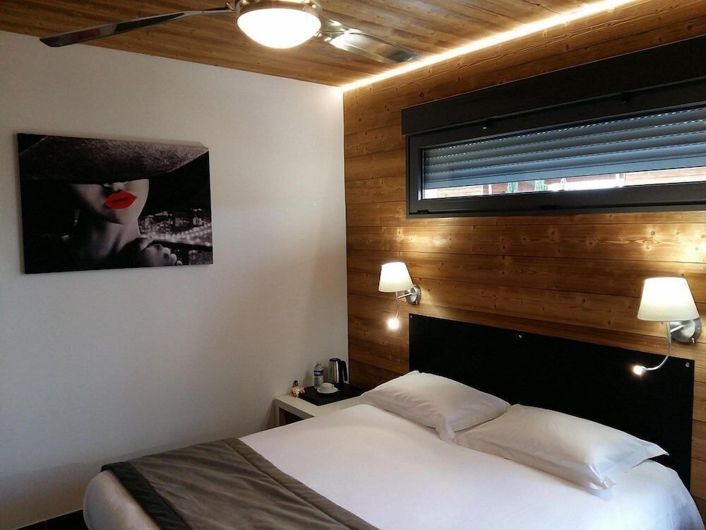 CLASSIC, DOUBLE BED