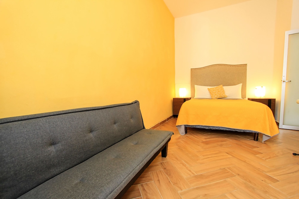 Hotel Universidad 37/50