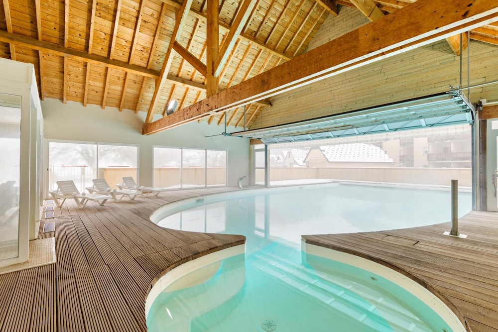 Residence Lagrange Vacances Les Pics D'aran 10/22