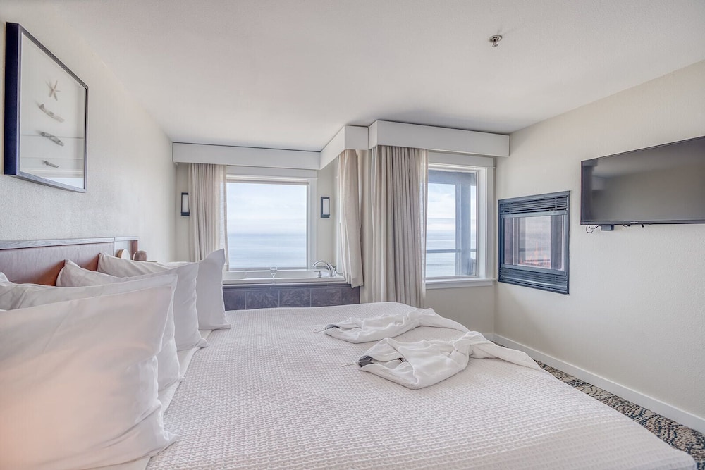 Bella, Suite, King and Queen Bed