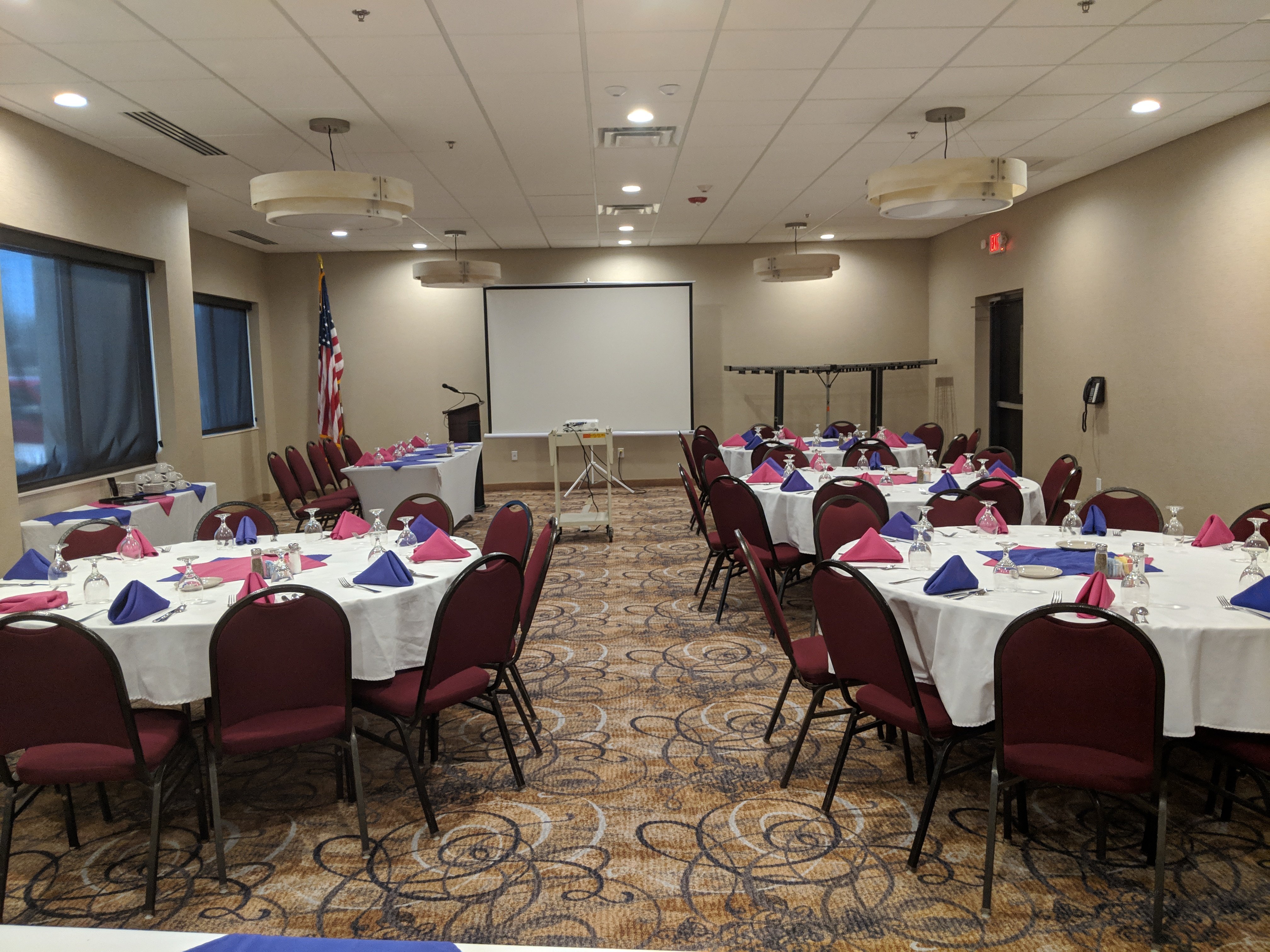 Holiday Inn CHAMPAIGN 21/25