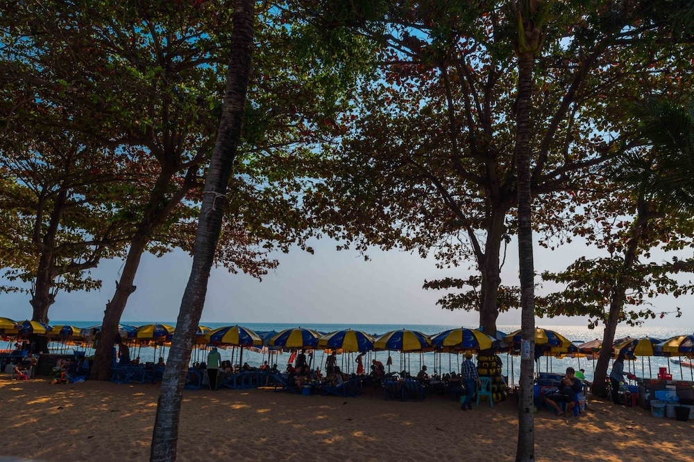 Jomtien Boathouse 51/56