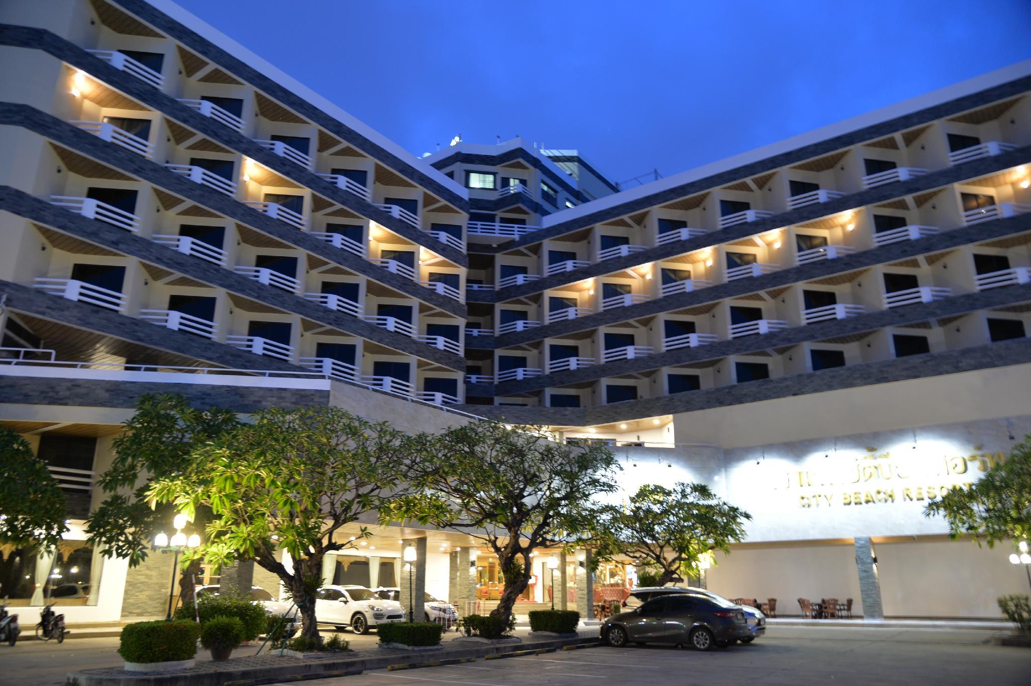 City Beach Resort