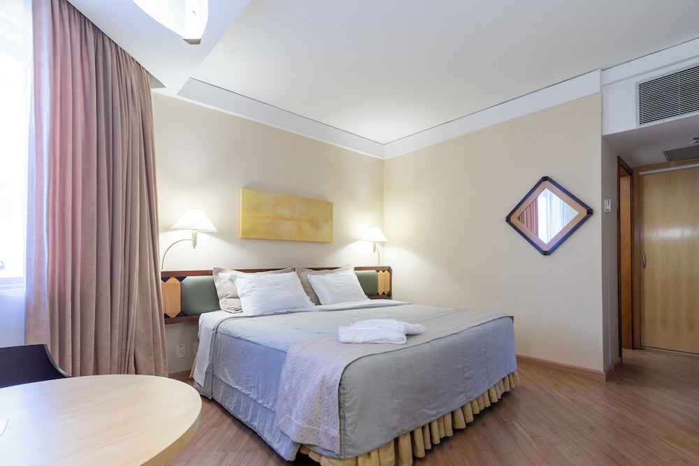FAMILY, DOUBLE BED