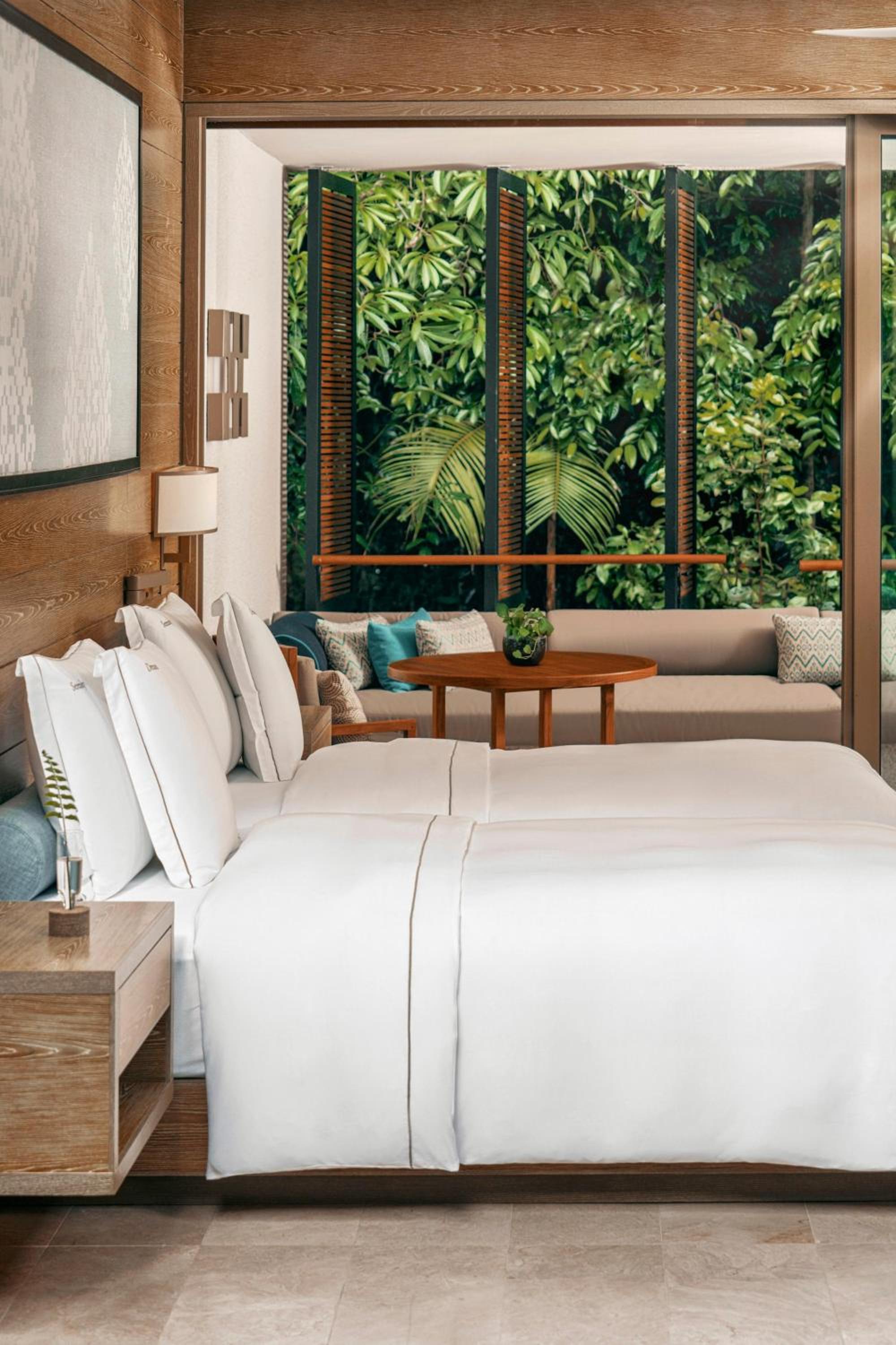 Rainforest, Junior Suite, King Bed