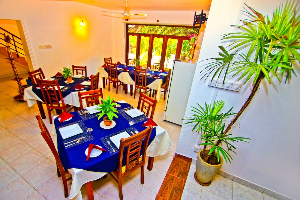Thilaka City Hotel 31/44