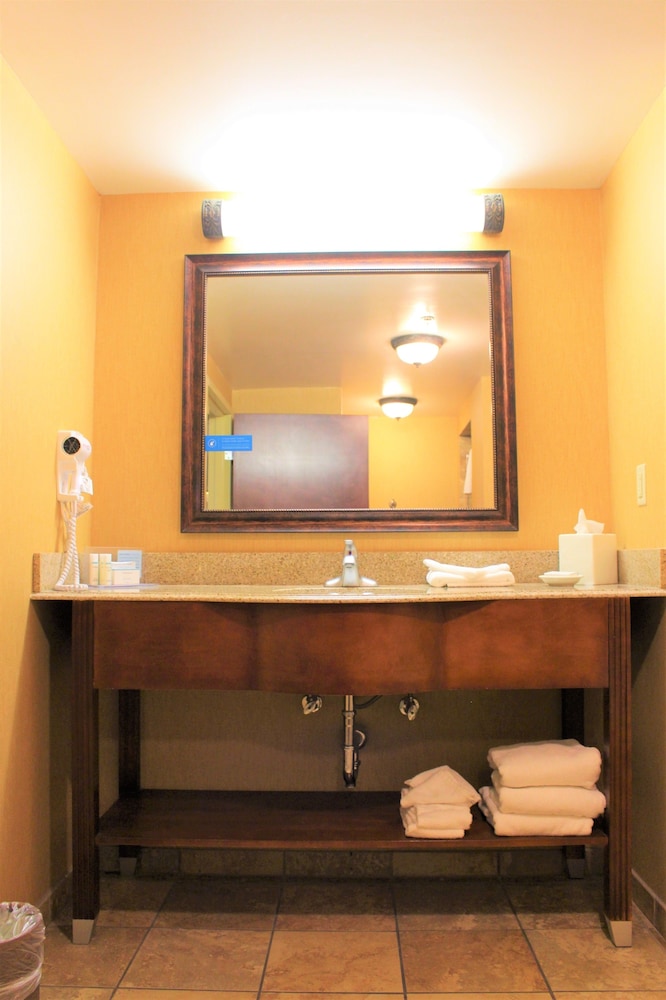 Hampton Inn & Suites Thibodaux 46/48