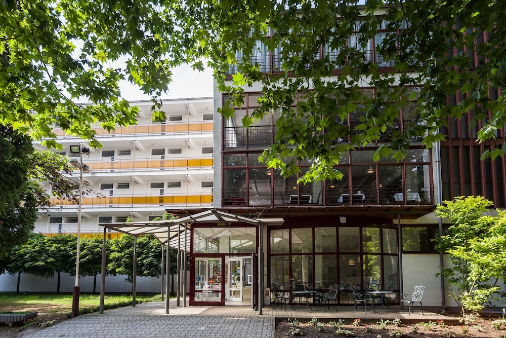 Ce Napfény Hotel 2/41