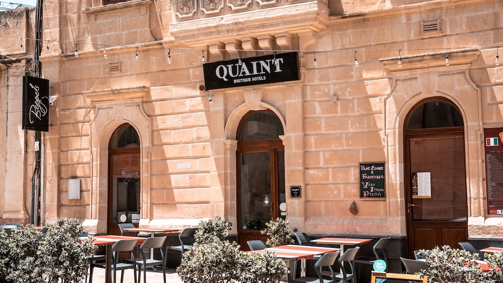 Quaint Boutique Hotel Sannat 40/56
