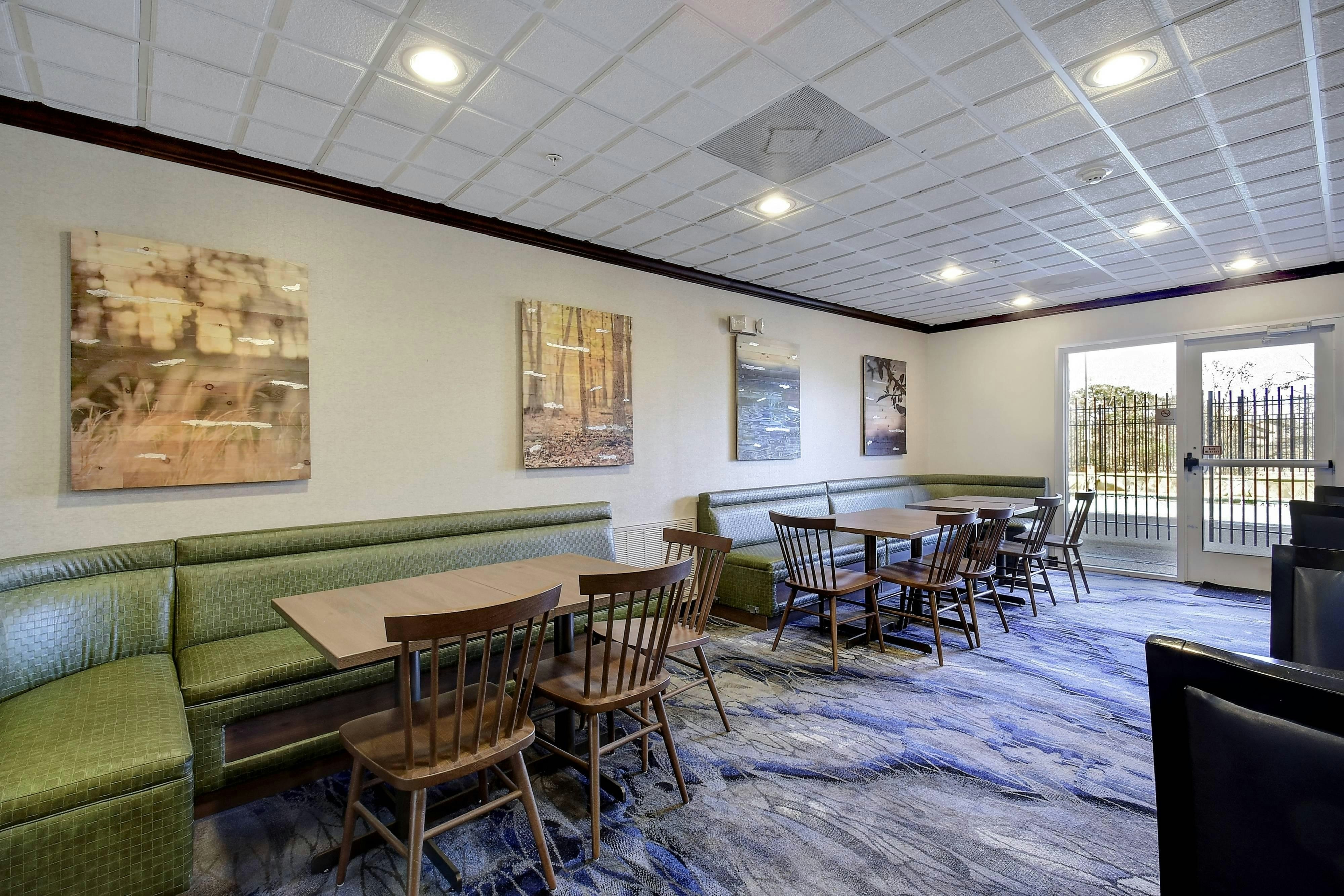 Fairfield Inn Suites Marriott San Antonio Boerne 7/12