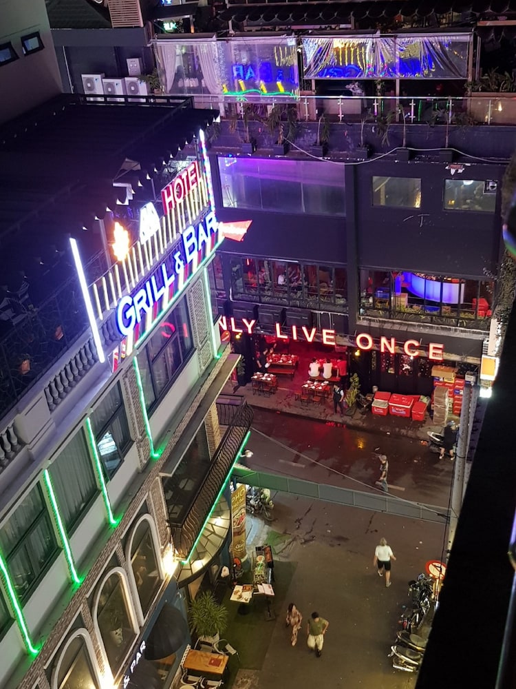 Hong Vinh Hotel 4/54