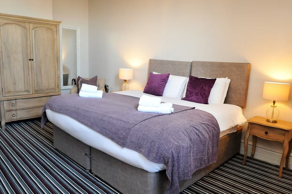 The Royal Hotel Crewe, A BRILLIANT Collection, Powered by OYO 15/47