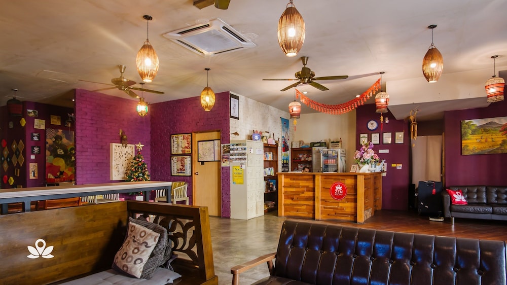 The Explorers Guesthouse and Hostel 11/60