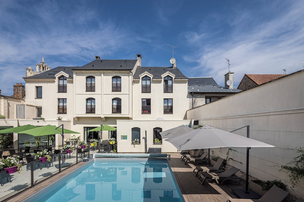 Hotel Saint Laurent 5/47