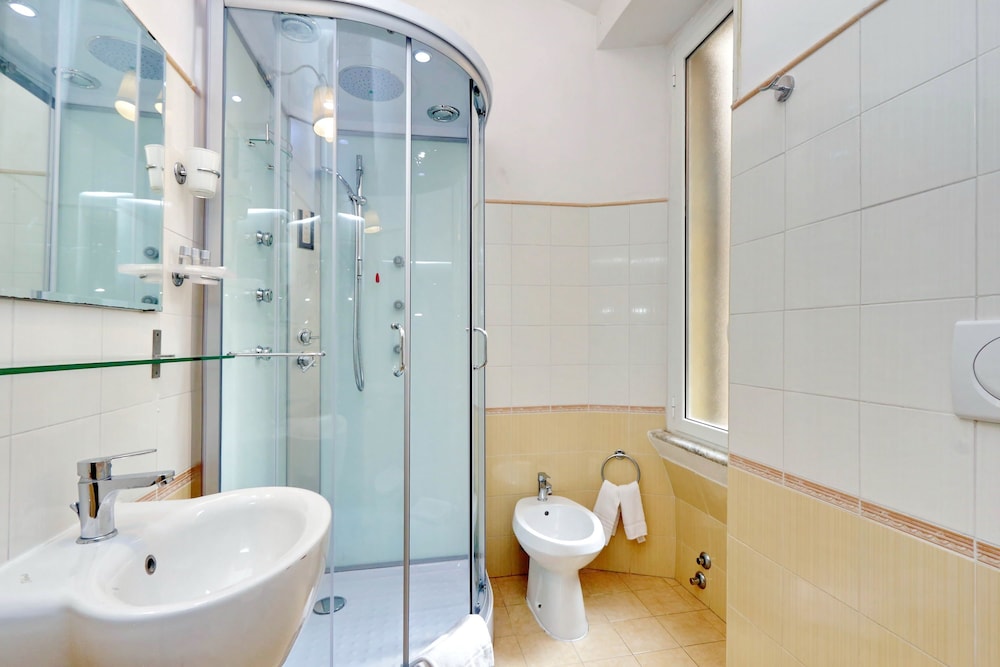 Gialli Vatican Guesthouse 47/50