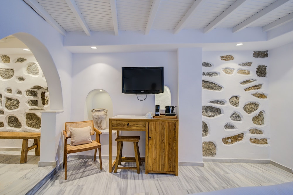 Madalena Hotel 58/69