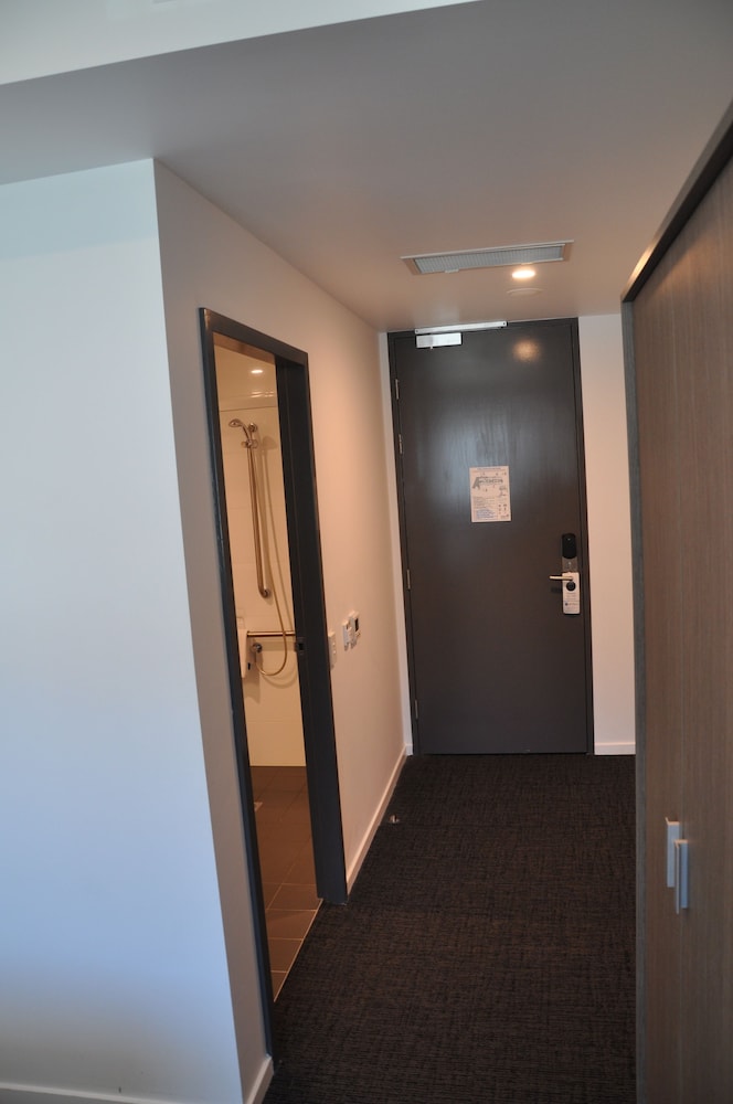 Mercure Sunshine Coast Kawana Waters 35/69