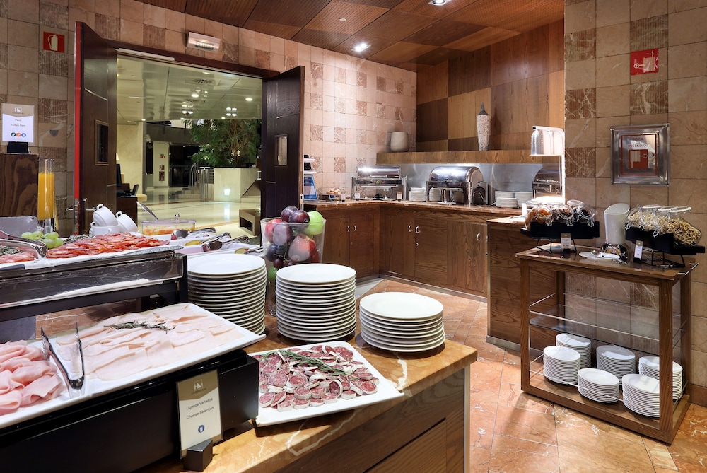 Eurostars Suites Mirasierra 50/63