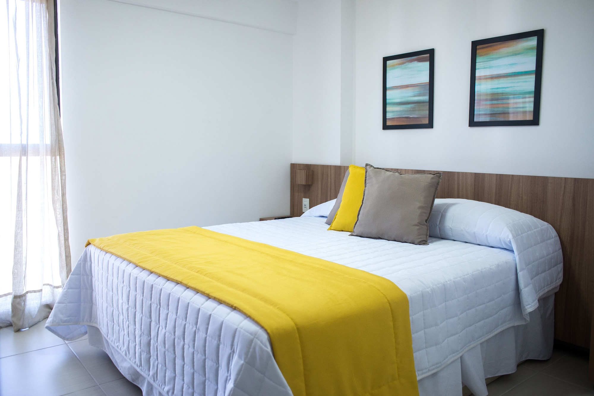 STANDARD, TWIN BEDS