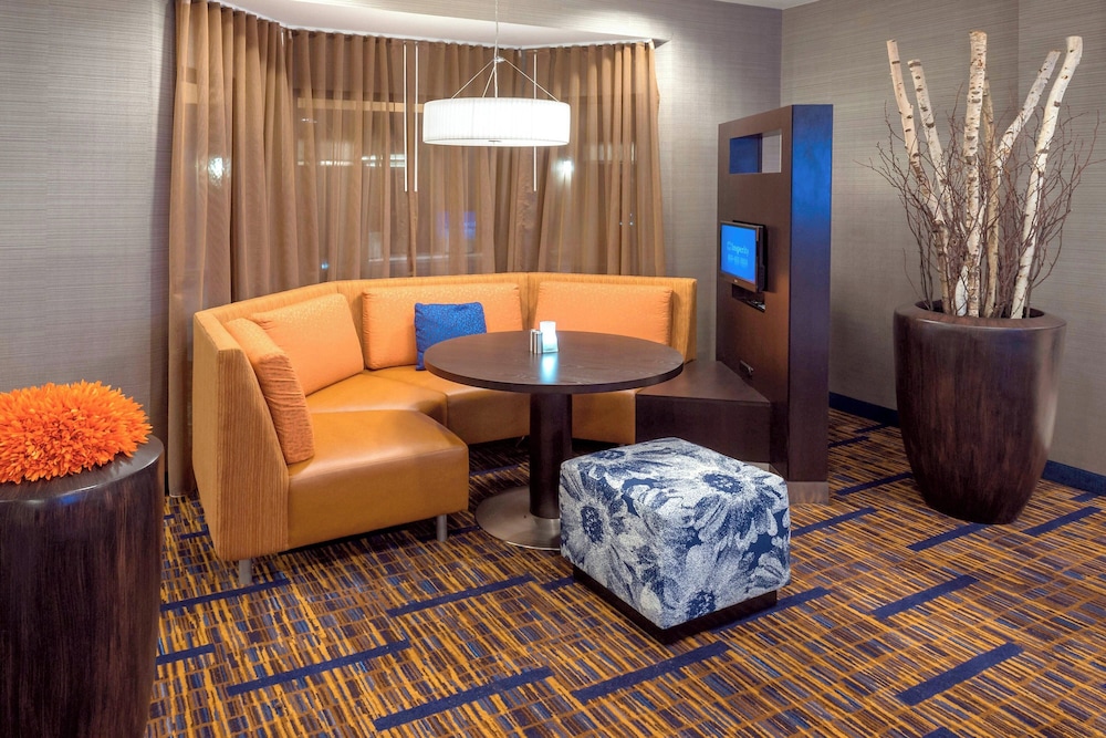 Courtyard By Marriott Winston-Salem Hanes Mall 41/66