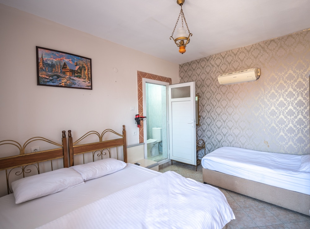 Anz Guesthouse 10/50
