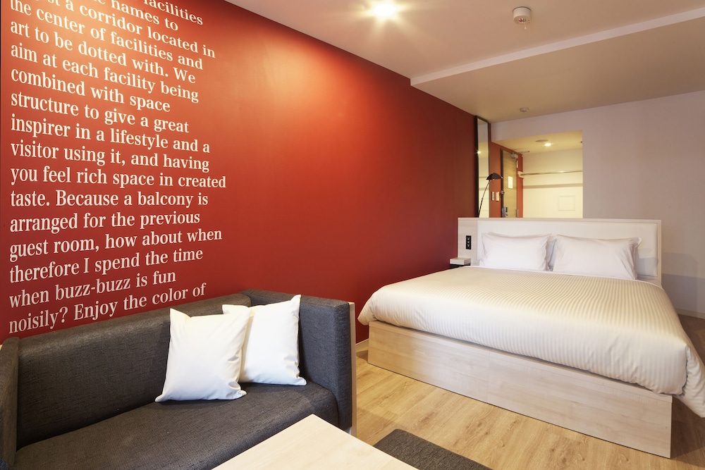 2 Rooms, Deluxe, Double Bed, South Wing