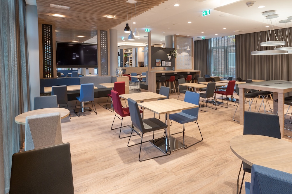 Holiday Inn Express Erlangen 42/57