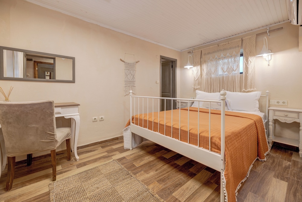 Aral Tatil Ciftligi 23/50