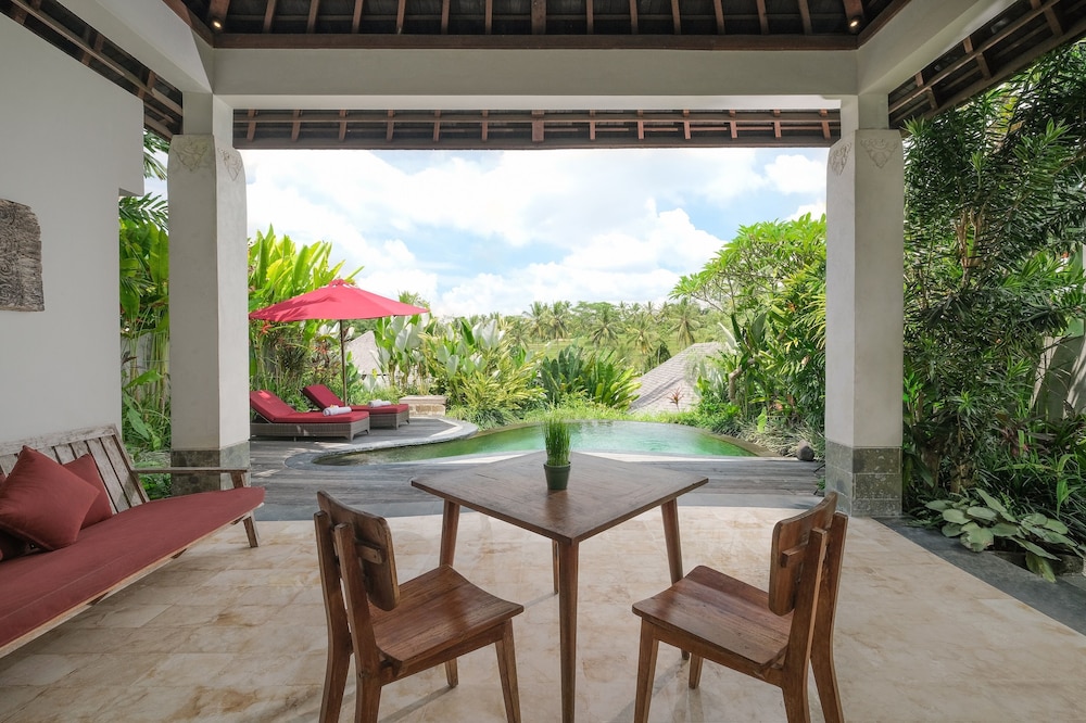 Puri Sebali Resort 56/78