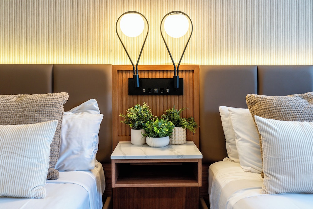 LYFE INN & SUITES by AGA - Beverly Hills 32/57