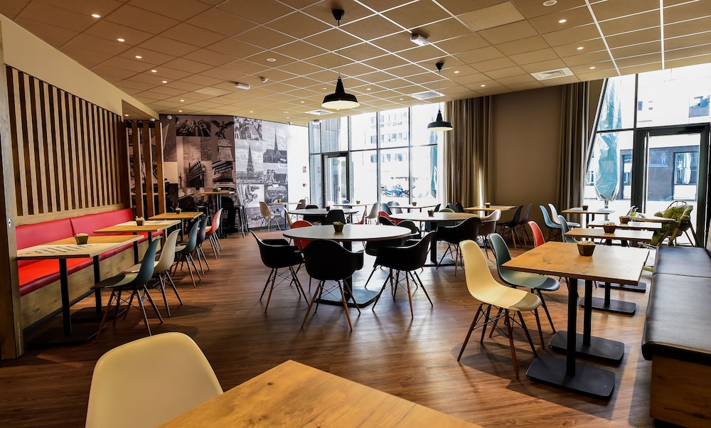 Ibis Dijon Centre Clemenceau 52/74