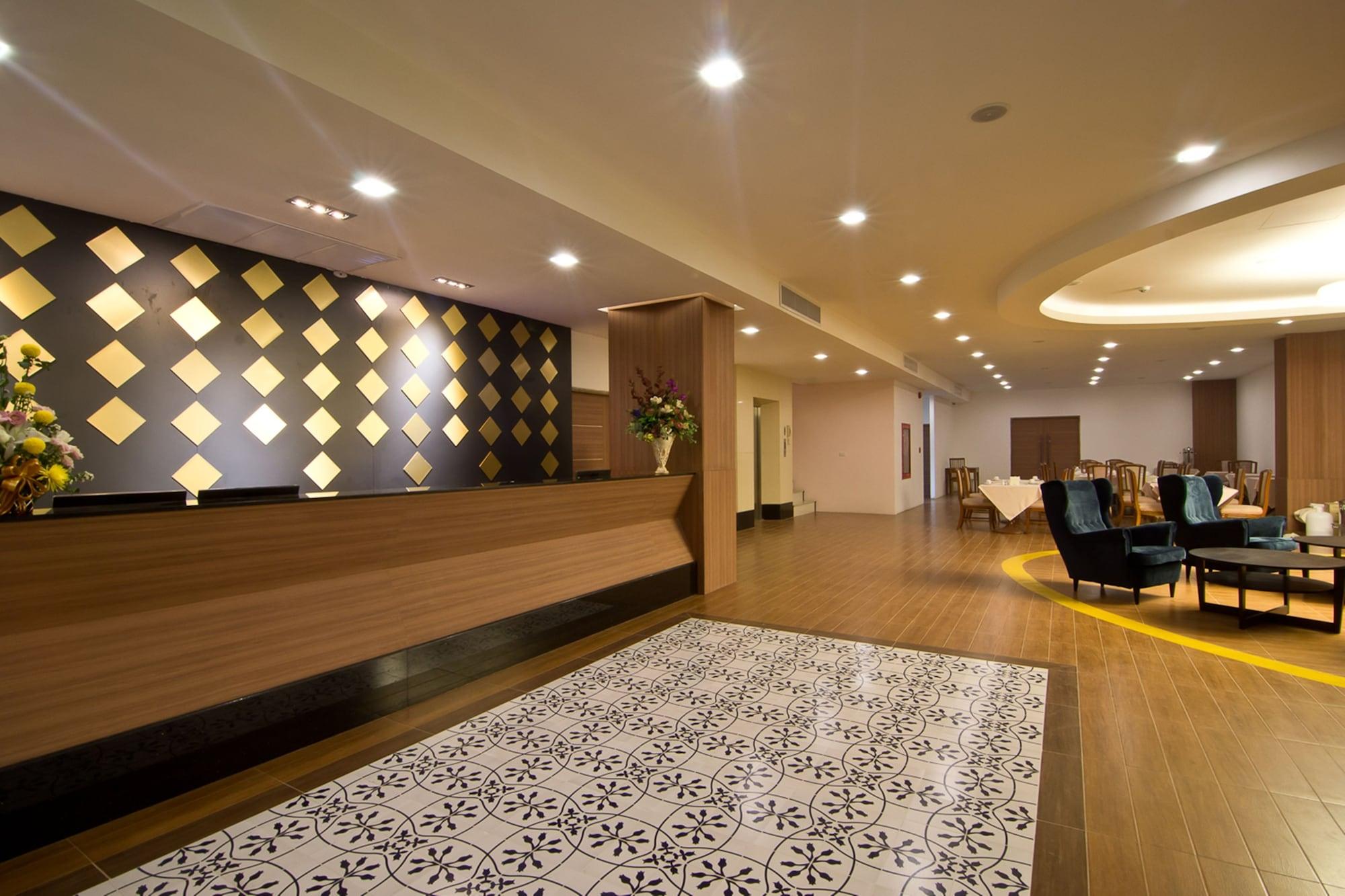 Tevan Jomtien Pattaya 9/50