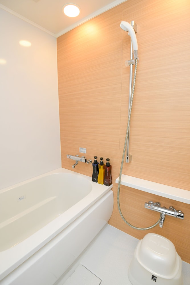 Via Inn Shinsaibashi 58/58