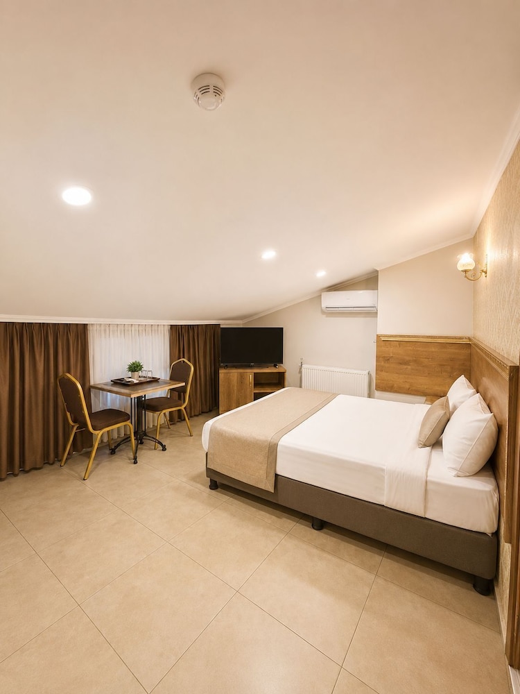 Hotel Real Life 25/74