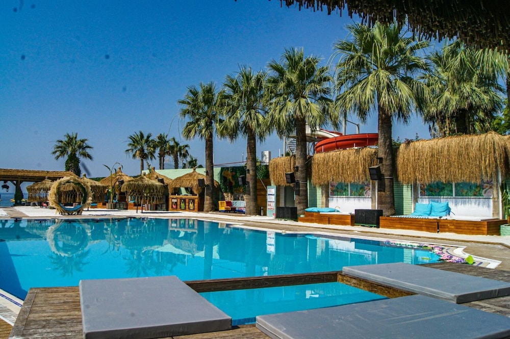 Dream Palace Bodrum (Ex Gumbet Sun Club Hotel) 1/23